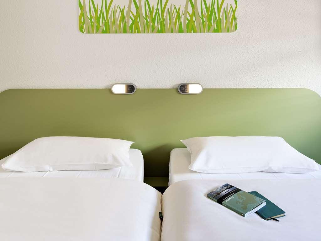 Ibis Budget קונקרנו חדר תמונה