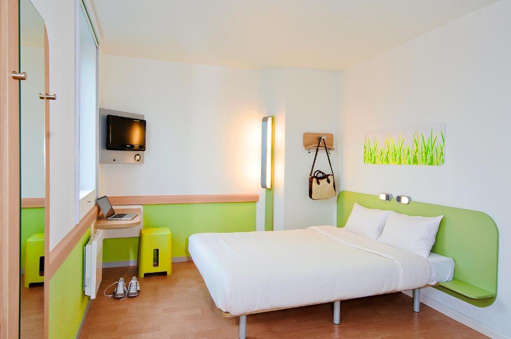Ibis Budget קונקרנו חדר תמונה